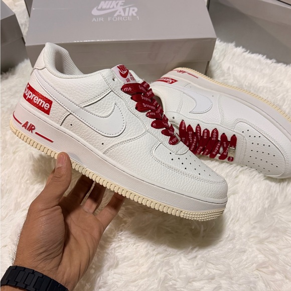 Nike White Sneakers - Picture 2 of 5